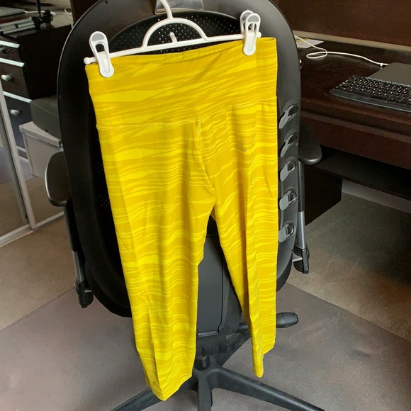 Adidas leggings - Picture 1 of 1